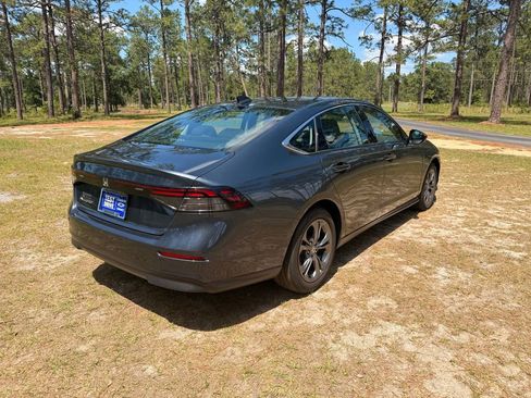 Used 2024 Honda Accord EX image 5
