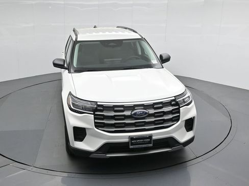 New 2026 Ford Explorer Active RWD image 38
