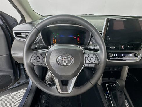Certified 2025 Toyota Corolla Cross XLE AWD/4WD image 13