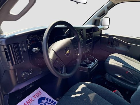 Used 2024 Chevrolet Express 2500 w/ Driver Convenience Package RWD image 9