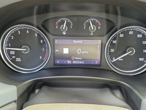 Used 2022 Buick Enclave Essence w/ Experience Buick Package FWD image 40