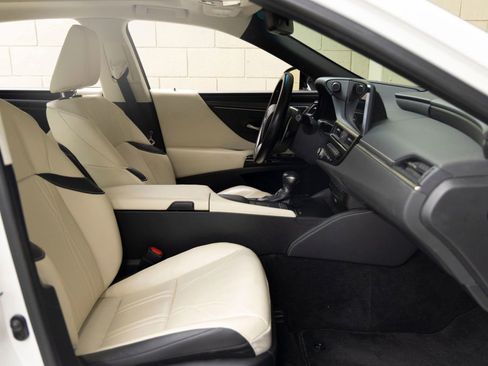 Used 2022 Lexus ES 350 w/ Accessory Package 2 FWD image 27