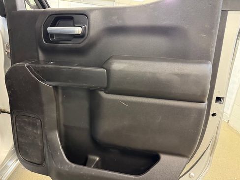 Used 2021 Chevrolet Silverado 1500 W/T w/ WT Value Package AWD/4WD image 28
