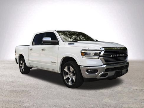 Used 2019 RAM 1500 Laramie AWD/4WD image 2