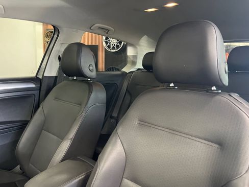 Used 2015 Volkswagen Golf S FWD image 31