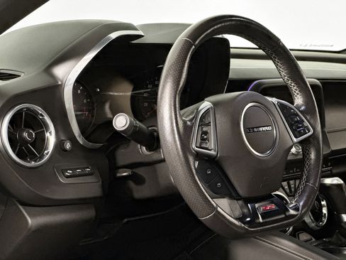 Used 2020 Chevrolet Camaro SS image 18