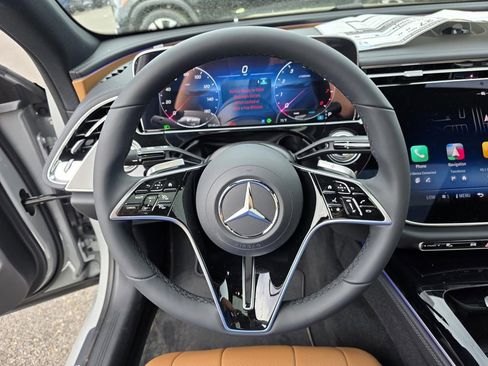 New 2026 Mercedes-Benz E 350 4MATIC Sedan image 15