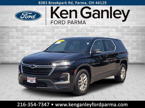 Used 2023 Chevrolet Traverse LS w/ Safety Package AWD/4WD image 1
