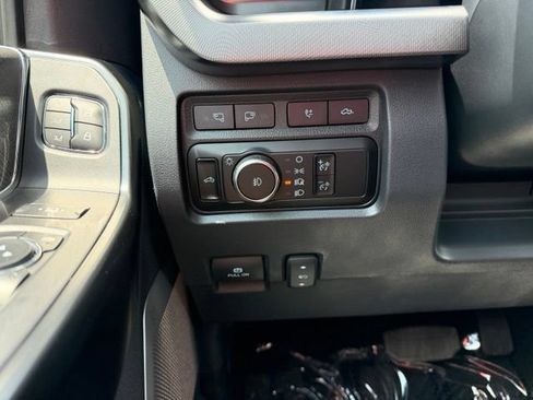 Used 2023 Ford F450 Platinum w/ FX4 Off-Road Package AWD/4WD image 14