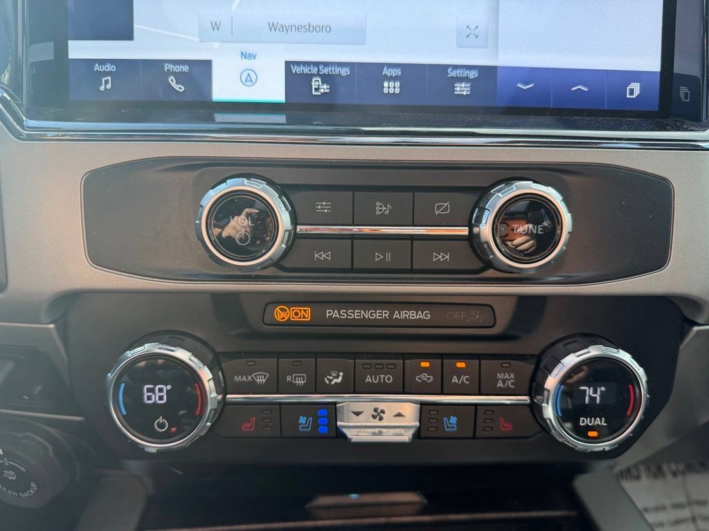 Used 2022 Ford F250 Lariat w/ Tremor Off-Road Package AWD/4WD image 17