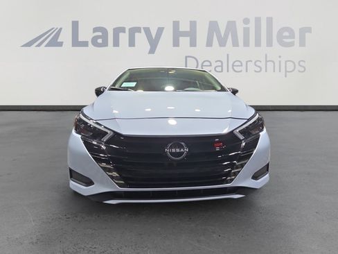 New 2025 Nissan Versa SR w/ Trunk Package image 8