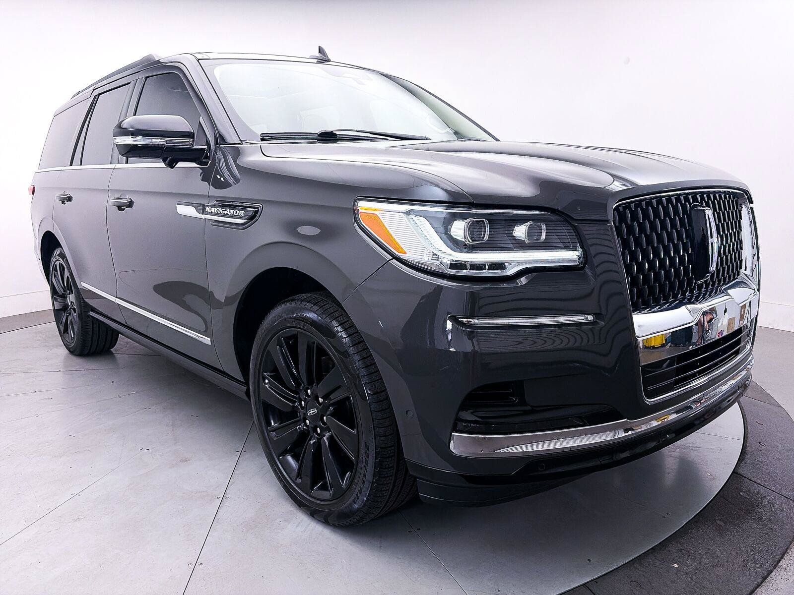 Used 2022 Lincoln Navigator Black Label AWD/4WD image 13