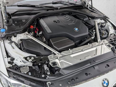 Used 2024 BMW 430i xDrive Convertible w/ Premium Package image 23