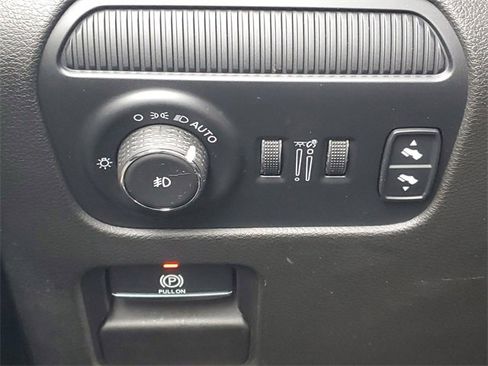 Used 2022 Jeep Wagoneer Series II image 19