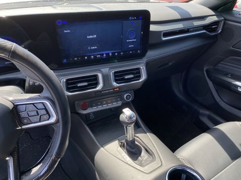 Used 2025 Ford Mustang Premium RWD image 15