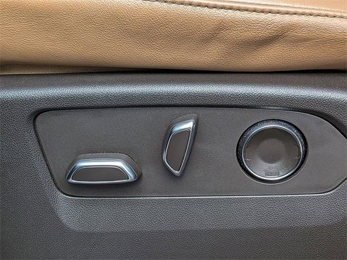 Certified 2021 Cadillac Escalade Premium Luxury w/ Driver Assist Tech Package image 20