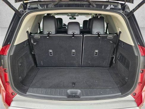Used 2022 Nissan Pathfinder SL w/ Lighting Package (N92) FWD image 6