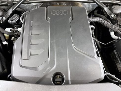 Used 2025 Audi Q5 Premium Plus w/ Premium Plus AWD/4WD image 23