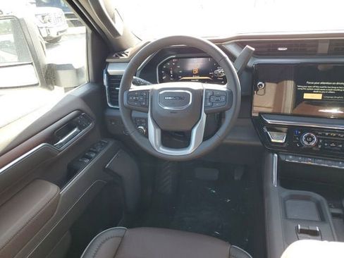 New 2026 GMC Sierra 3500 Denali w/ Denali Reserve Package AWD/4WD image 14