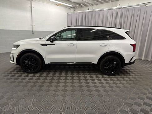 Certified 2023 Kia Sorento SX AWD/4WD image 13