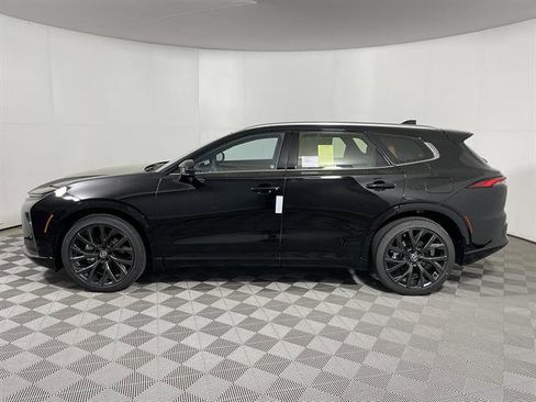 New 2026 Toyota Crown Signia AWD/4WD image 4