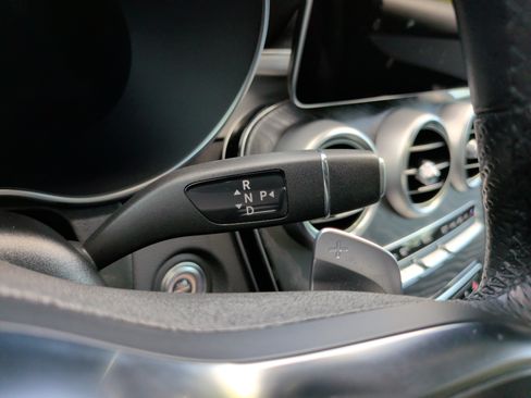Used 2022 Mercedes-Benz GLC 300 image 22