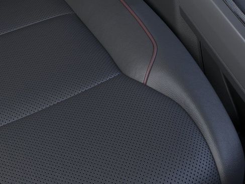 New 2024 Ford F250 Lariat w/ Lariat Ultimate Package image 16