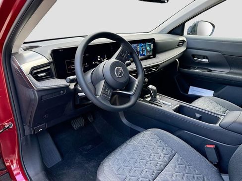 New 2026 Nissan Kicks SV image 2