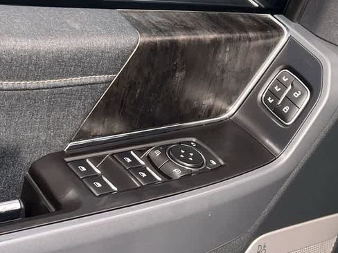 Used 2021 Ford F150 Lariat w/ Equipment Group 502A High image 30