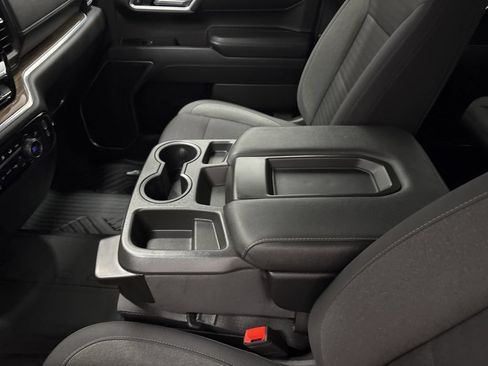 Used 2022 Chevrolet Silverado 1500 RST AWD/4WD image 18