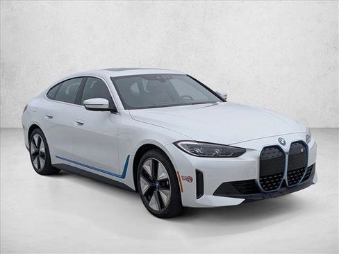 Certified 2023 BMW i4 eDrive35 w/ Premium Package RWD image 3