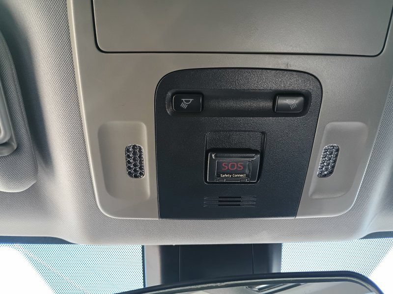 Used 2019 Toyota Camry SE FWD image 16