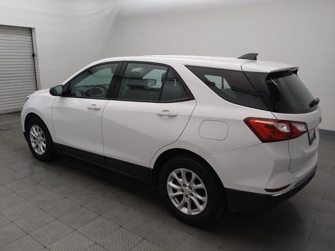 Used 2018 Chevrolet Equinox LS FWD image 3