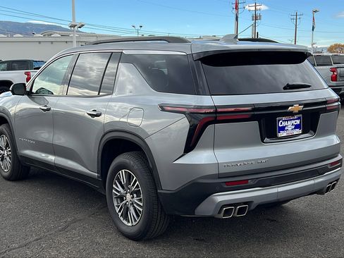 New 2026 Chevrolet Traverse LT w/ Driver Confidence Package image 7