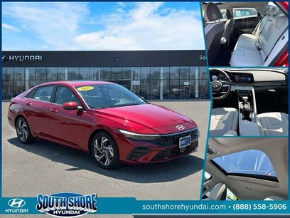 Certified 2025 Hyundai Elantra Limited