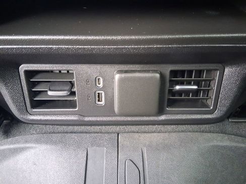 Used 2022 Chevrolet Silverado 1500 LT w/ Protection Package image 19