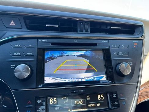 Used 2015 Toyota Avalon Limited image 18