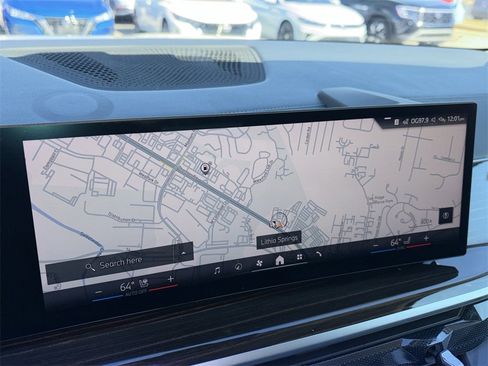 Used 2024 BMW X7 xDrive40i w/ Premium Package image 5