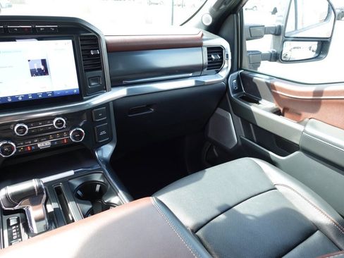Used 2022 Ford F150 Lariat w/ Equipment Group 502A High AWD/4WD image 49