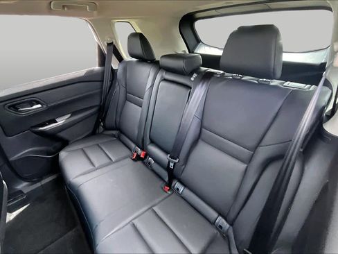 Certified 2024 Nissan Rogue SV w/ SV Premium Package FWD image 18