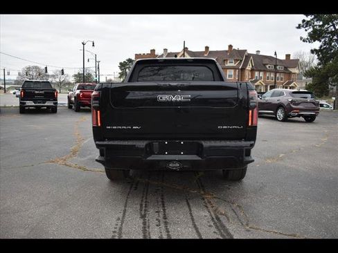 New 2025 GMC Sierra EV Denali image 10