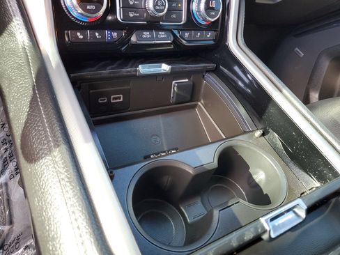 Used 2022 GMC Yukon Denali AWD/4WD image 23