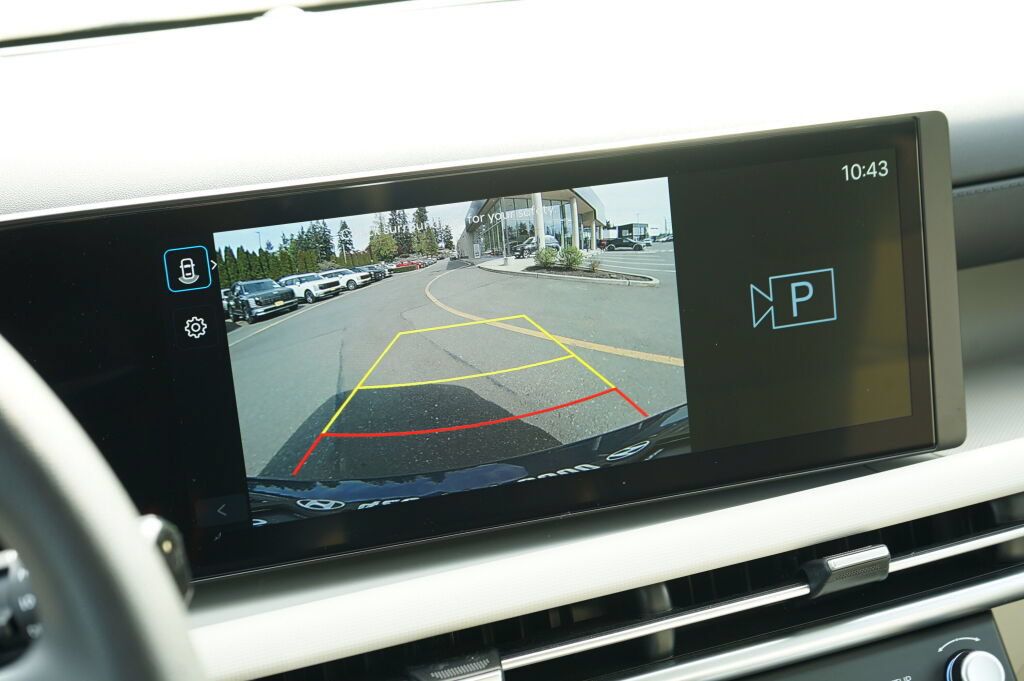 Certified 2025 Hyundai Tucson SE FWD image 27