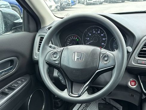 Used 2018 Honda HR-V EX image 23