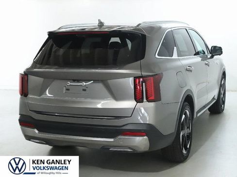 Used 2025 Kia Sorento SX Prestige AWD/4WD image 49