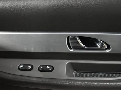 Used 2002 Ford Thunderbird image 41