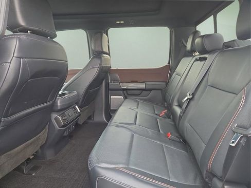 Used 2022 Ford F150 Lariat w/ Max Trailer Tow Package image 16