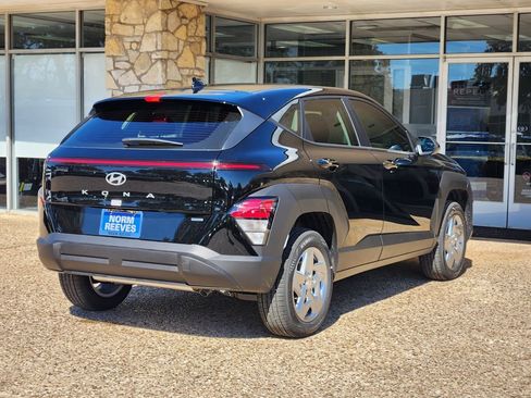 New 2026 Hyundai Kona SE AWD/4WD image 4