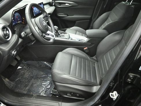 Used 2024 Alfa Romeo Tonale Ti w/ Premium Interior Package image 10