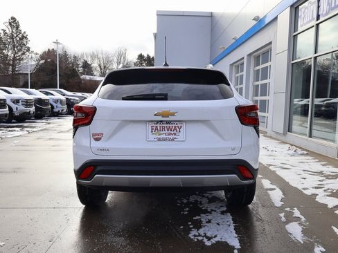 New 2026 Chevrolet Trax LT image 9